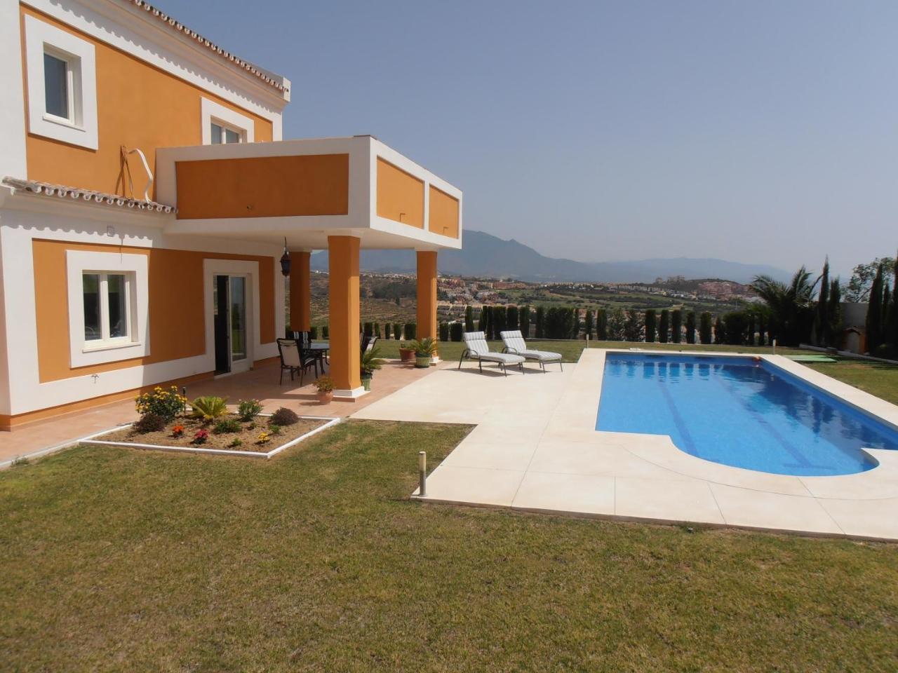 Villa Princesa Kristina Castillo de Sabinillas Εξωτερικό φωτογραφία